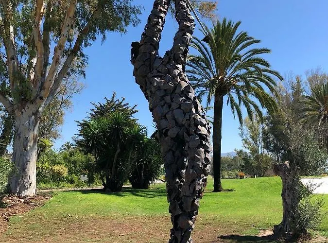 Esteponacies * Εστεπόνα